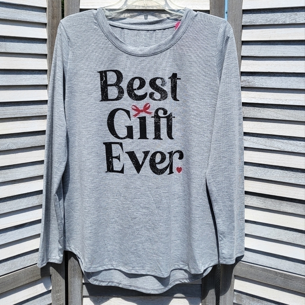 Best Gift Ever Long Sleeve Shirt | isabel maternity | Medium